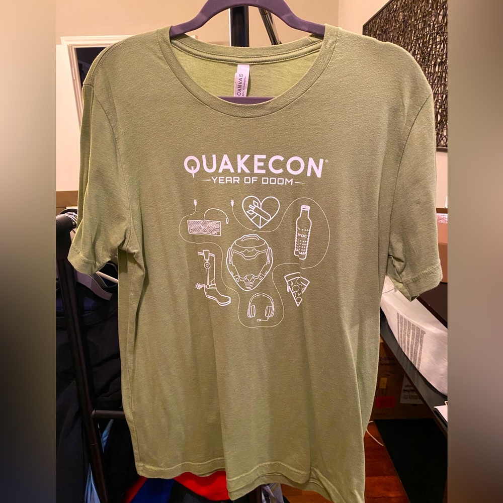 Quakecon t shirt